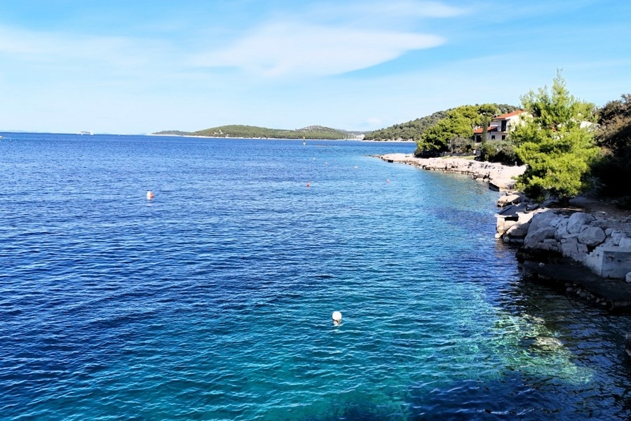 Casa sul mare in vendita vicino a Rogoznica in Croazia - H3907.