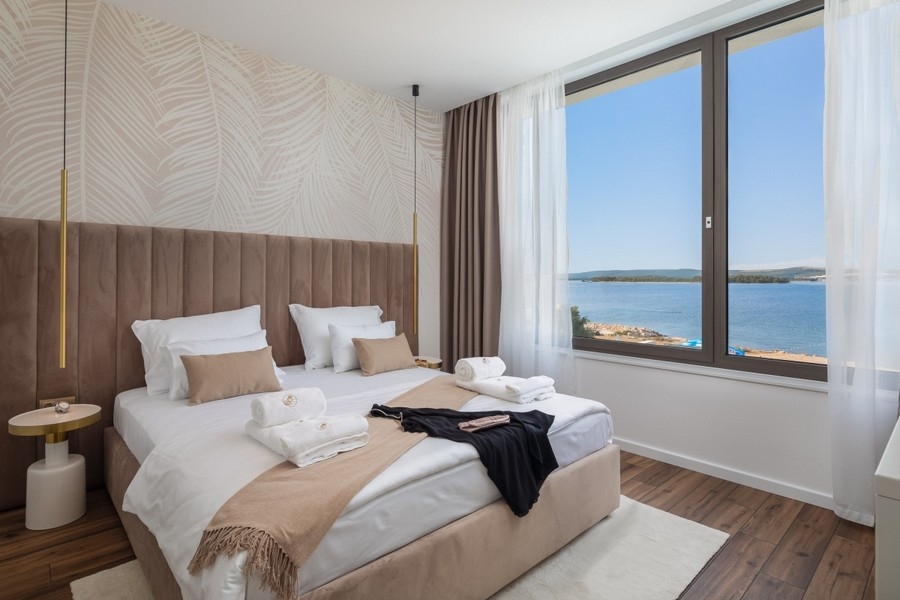 Camera da letto con vista mare