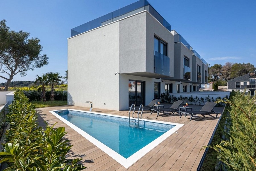 Casa con piscina e vista mare a Ciovo in Croazia - H3931