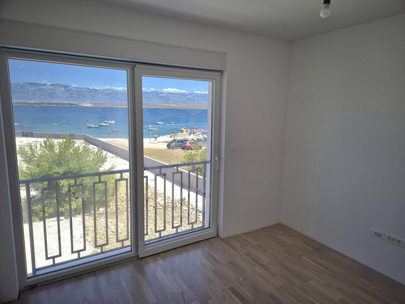 Stanza con vista mare e accesso al balcone
