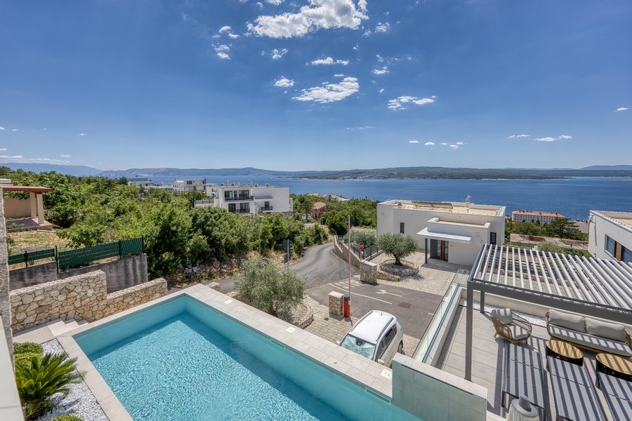 Villa esclusiva con infinity pool e vista mare a Crikvenica