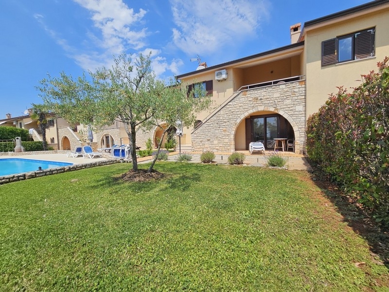 Casa a schiera con giardino e piscina in Istria
