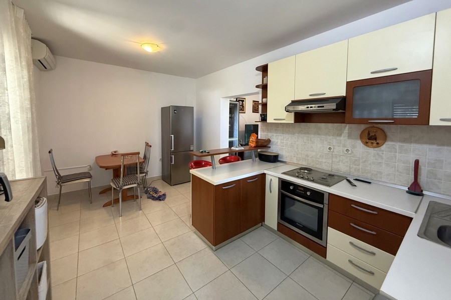 Cucina con zona pranzo