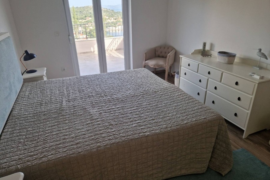 Camera da letto con vista mare