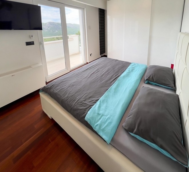 Camera da letto con letto matrimoniale in Croazia