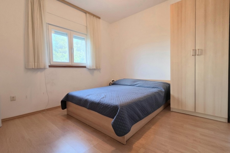 Camera da letto con armadio