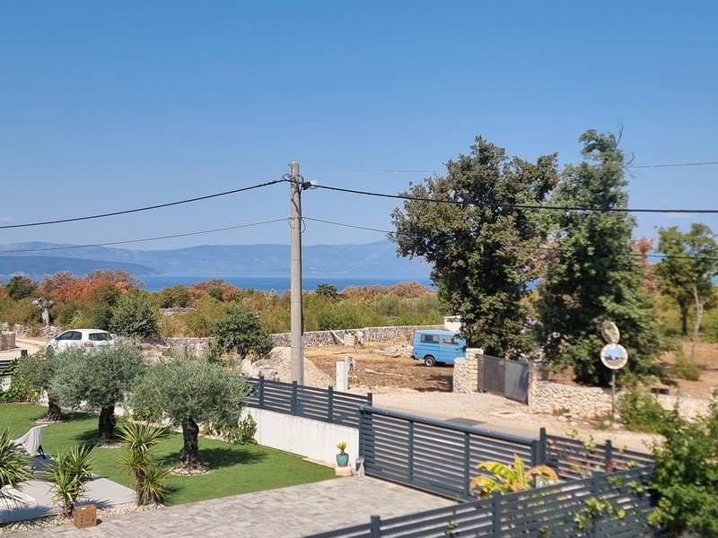 Giardino con vista mare