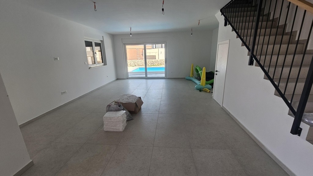 Zona giorno con accesso alla terrazza