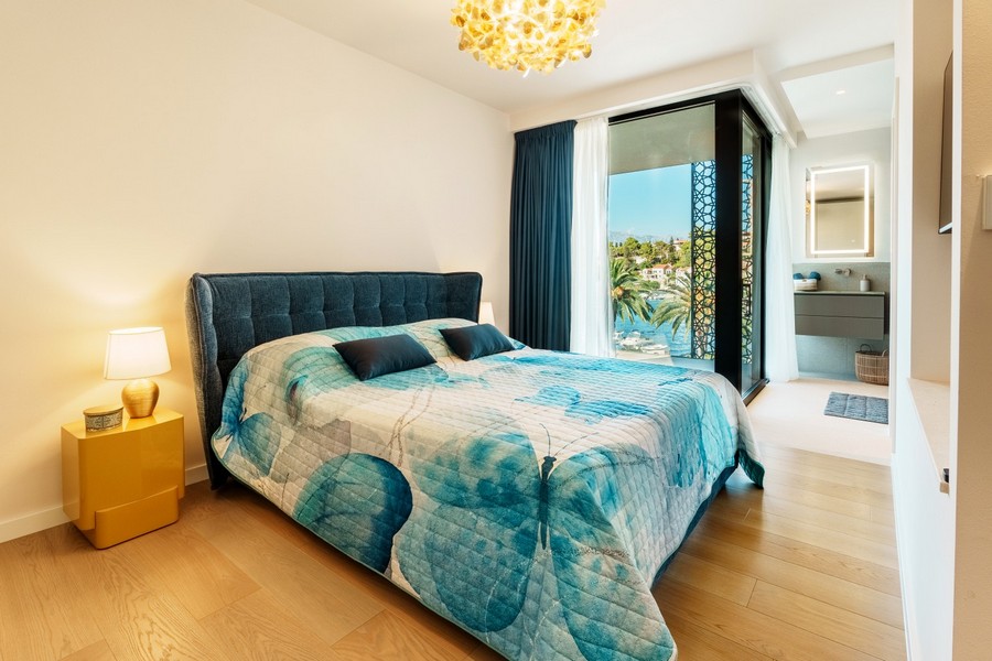 Camera da letto con accesso alla terrazza - H4083
