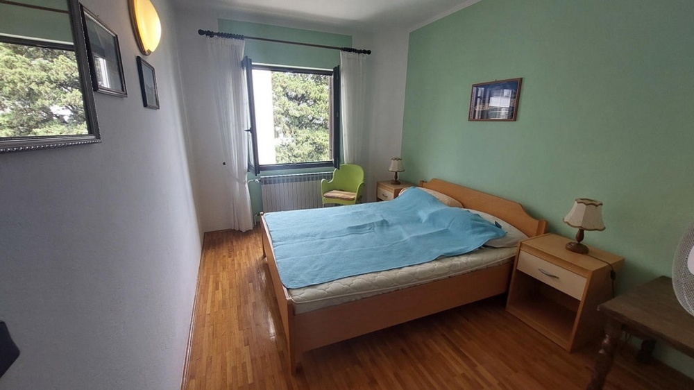 Camera da letto con vista sul verde, casa a Novalja, H4086