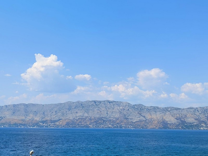 Vista mare sul canale di Brac e sul Biokovo dalla casa H4090 a Povlja