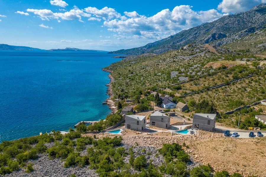 Veduta aerea della costa vicino a Lukovo Sugarje