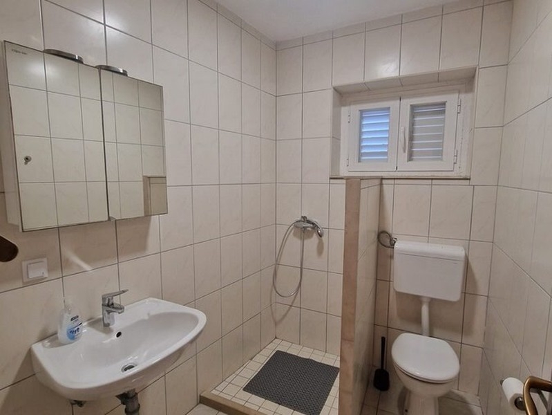 Bagno con doccia