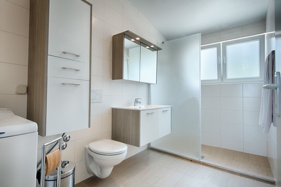 Bagno con doccia walk-in