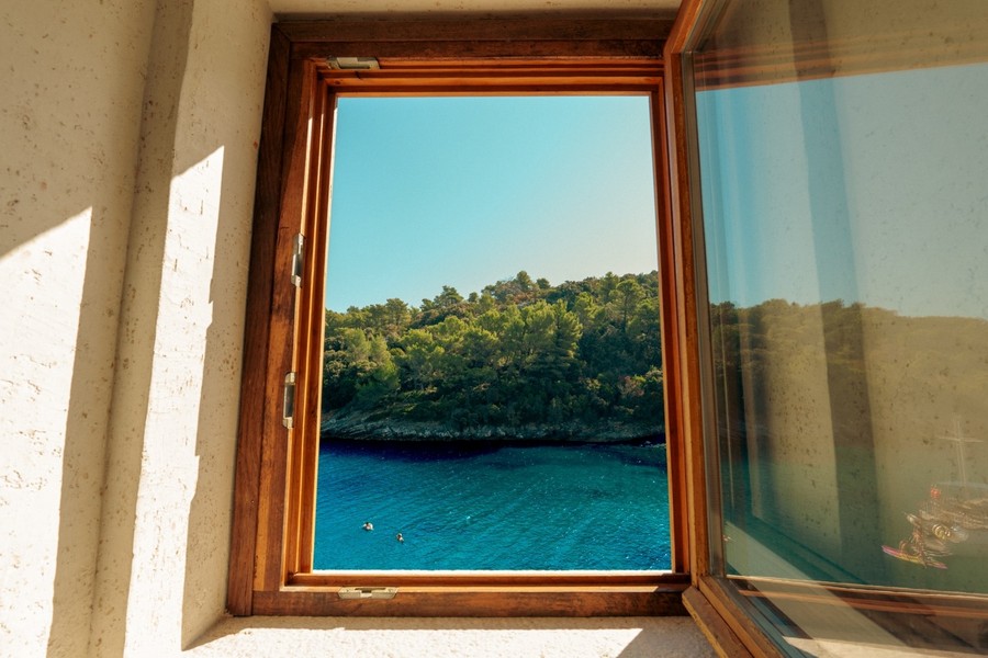 Finestra con vista sulla baia