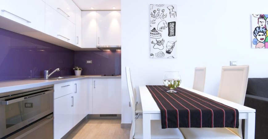 L'arredamento della villa è molto raffinato e allo stesso tempo moderno.