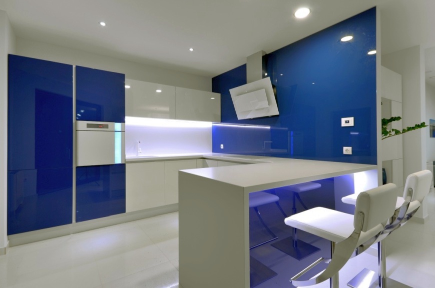La cucina della villa moderna di nuova costruzione in vendita in Croazia