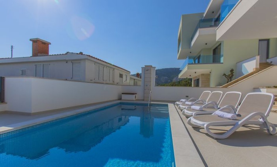 Piscina delle ville H600 - Panorama Scouting.