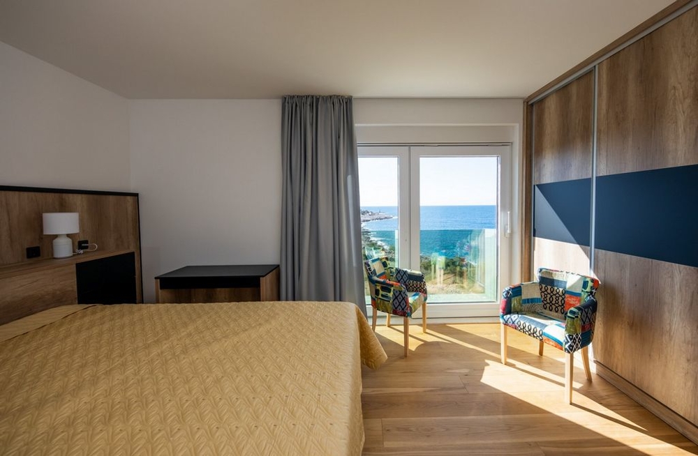 Villa di nuova costruzione con vista mare in vendita a Rogoznica, Dalmazia.