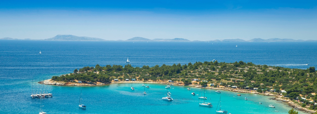 Immobili sull'isola di Murter e a Tisno