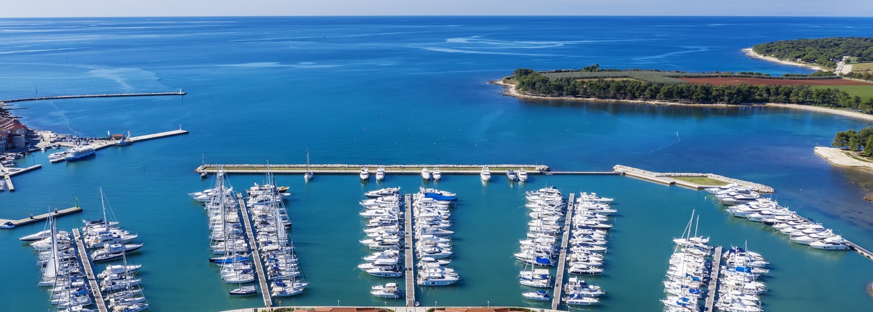 Case, ville e appartamenti in vendita a Novigrad in Istria.